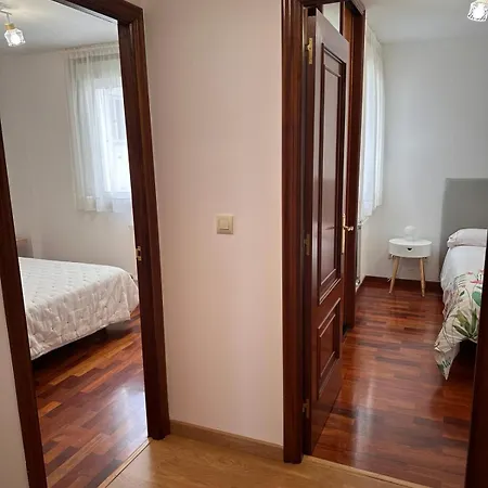 Piso Oroso No Camino Sigueiro