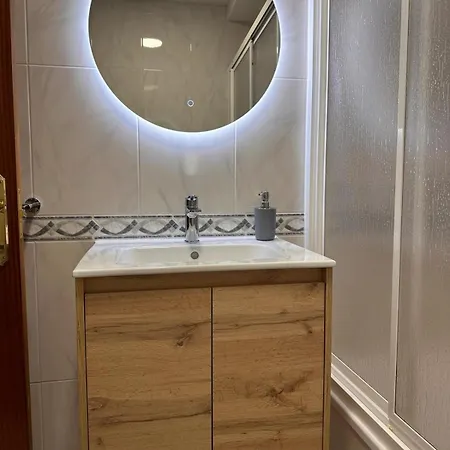 Piso Oroso No Camino * Sigueiro